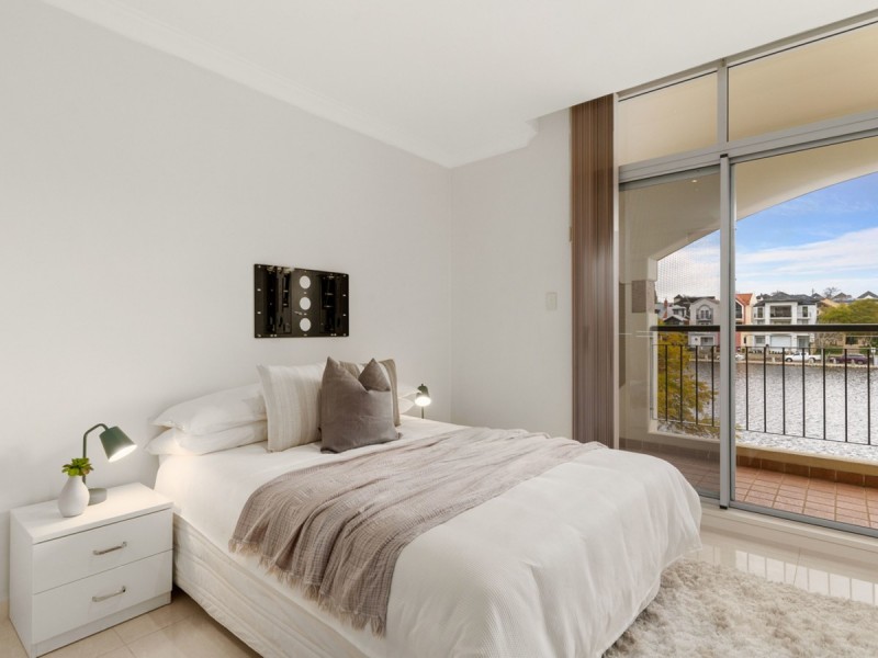 25/20 Royal Street, East Perth WA 6004