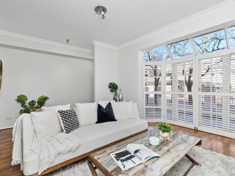 11 Little Shenton Lane, Northbridge WA 6003