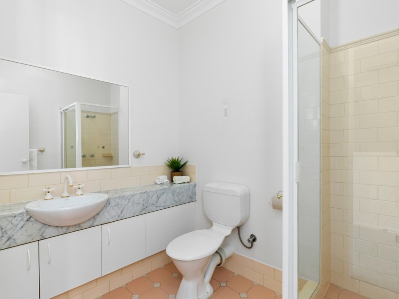 11 Little Shenton Lane, Northbridge WA 6003