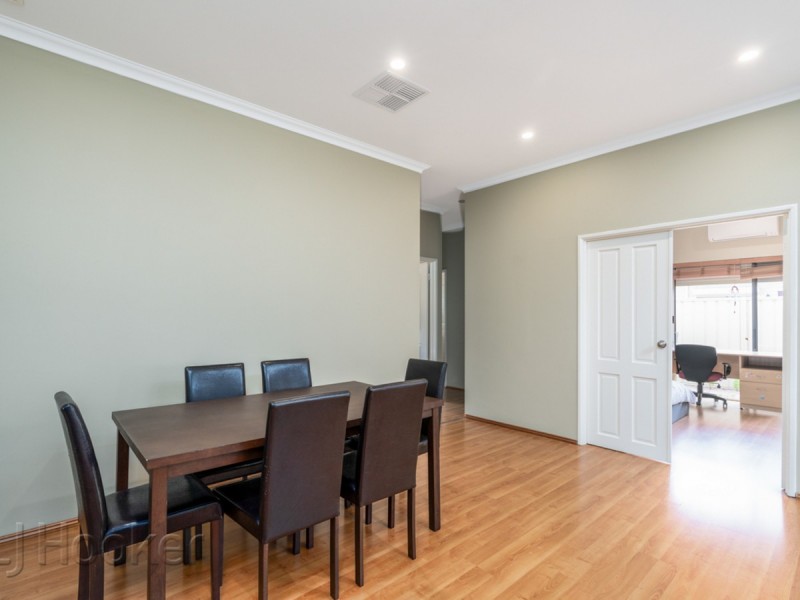 1/15 Queen Street, Bentley WA 6102