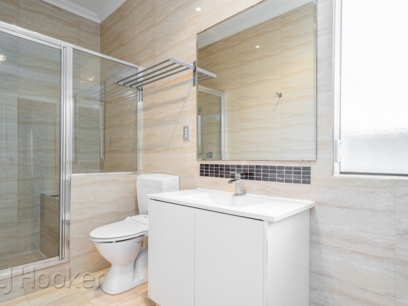 1/15 Queen Street, Bentley WA 6102