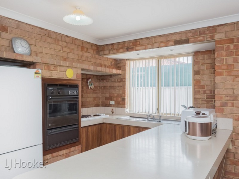 22 Redcliffe Street, East Cannington WA 6107