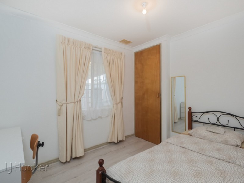 22 Redcliffe Street, East Cannington WA 6107