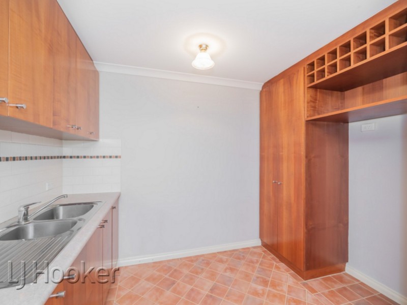 11/2 Henry Lawson Walk, East Perth WA 6004