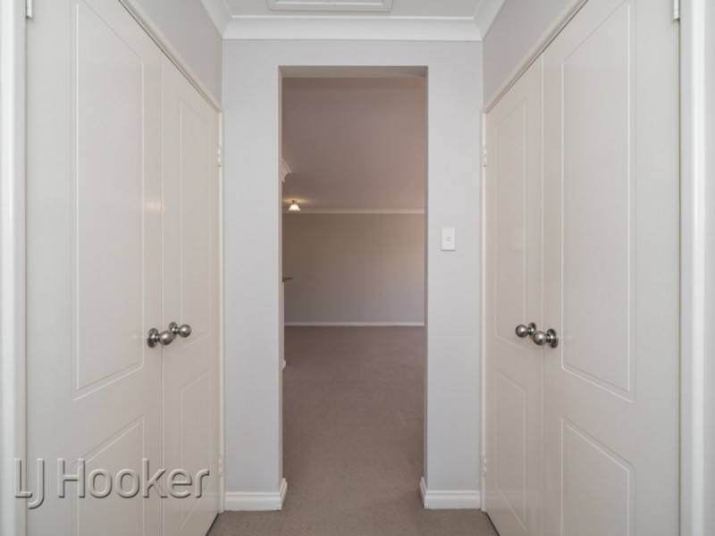 11/2 Henry Lawson Walk, East Perth WA 6004