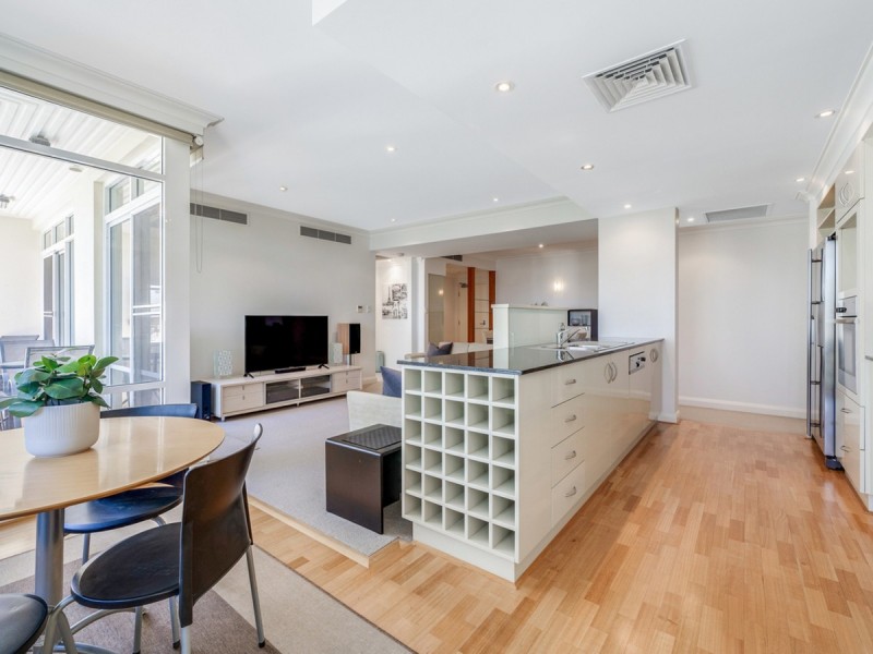 20/20 Royal Street, East Perth WA 6004