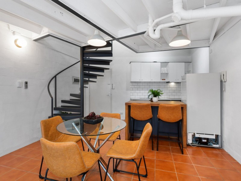 8 Little Saunders Street, East Perth WA 6004