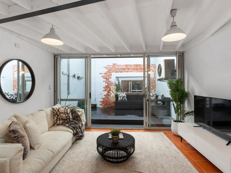 8 Little Saunders Street, East Perth WA 6004