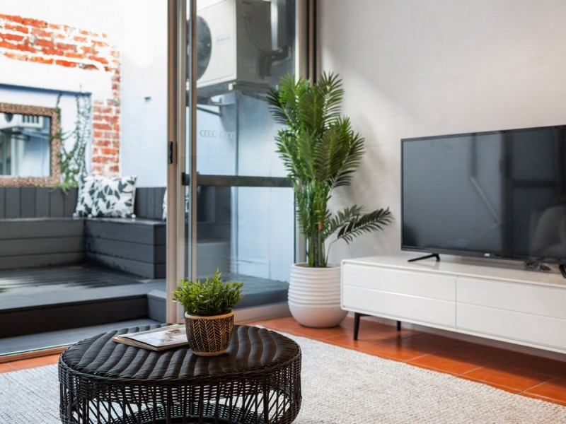 8 Little Saunders Street, East Perth WA 6004