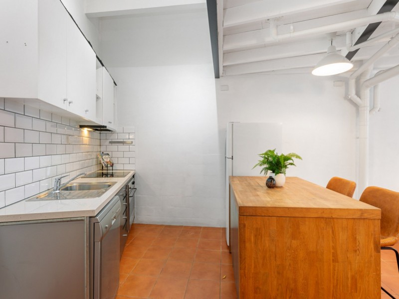 8 Little Saunders Street, East Perth WA 6004