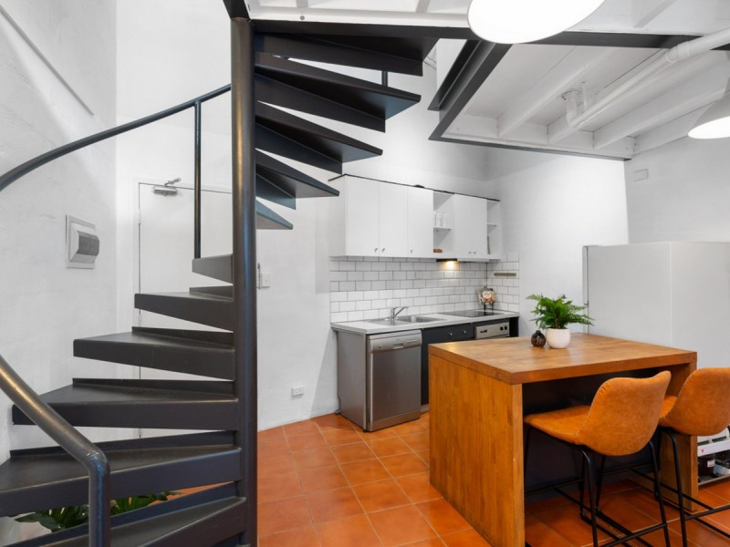 8 Little Saunders Street, East Perth WA 6004