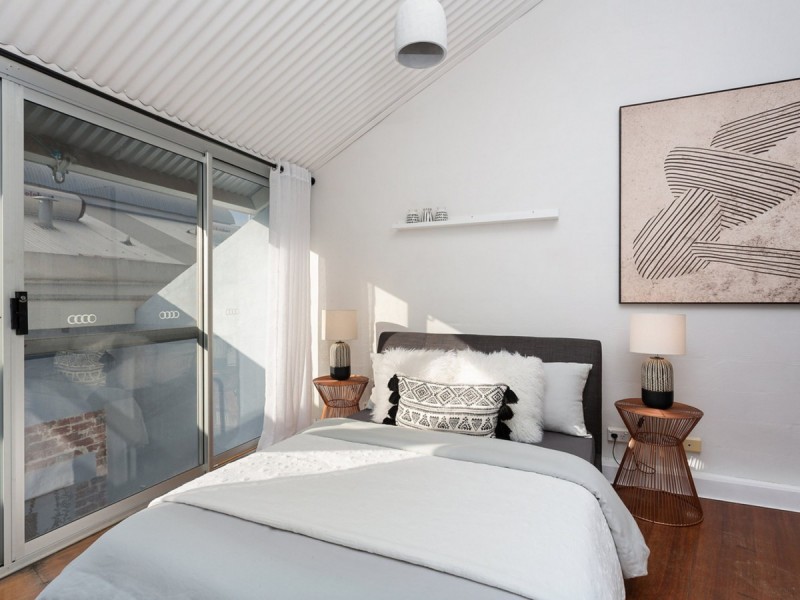 8 Little Saunders Street, East Perth WA 6004