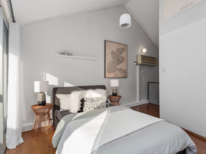 8 Little Saunders Street, East Perth WA 6004