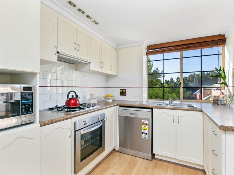 40/22 Nile Street, East Perth WA 6004