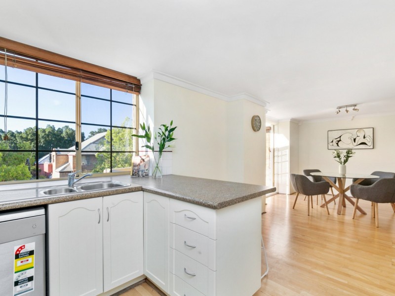 40/22 Nile Street, East Perth WA 6004