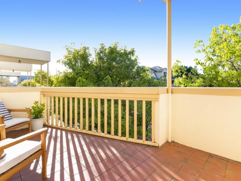 40/22 Nile Street, East Perth WA 6004