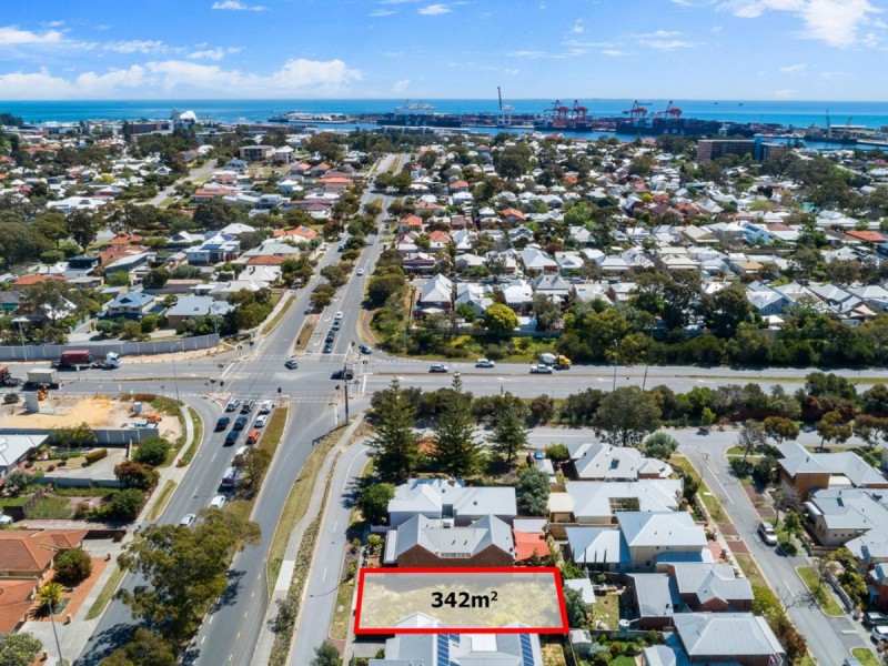 8 Bay Patch Street, East Fremantle WA 6158