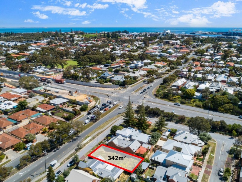 8 Bay Patch Street, East Fremantle WA 6158