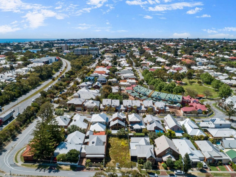 8 Bay Patch Street, East Fremantle WA 6158