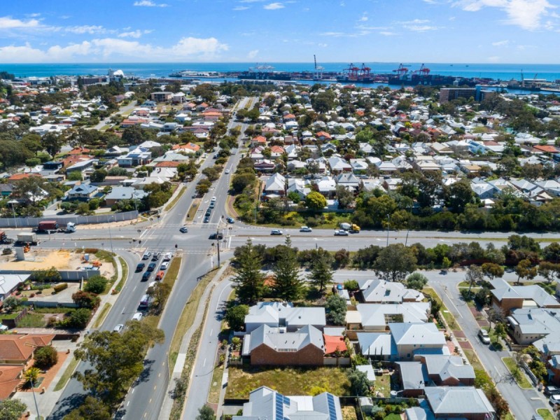 8 Bay Patch Street, East Fremantle WA 6158
