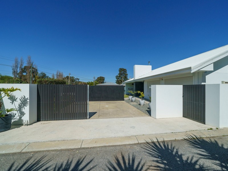 167A Peninsula Road, Maylands WA 6051