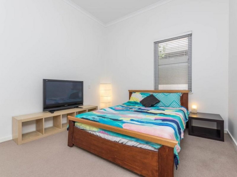 2/38 Fielder Street, East Perth WA 6004