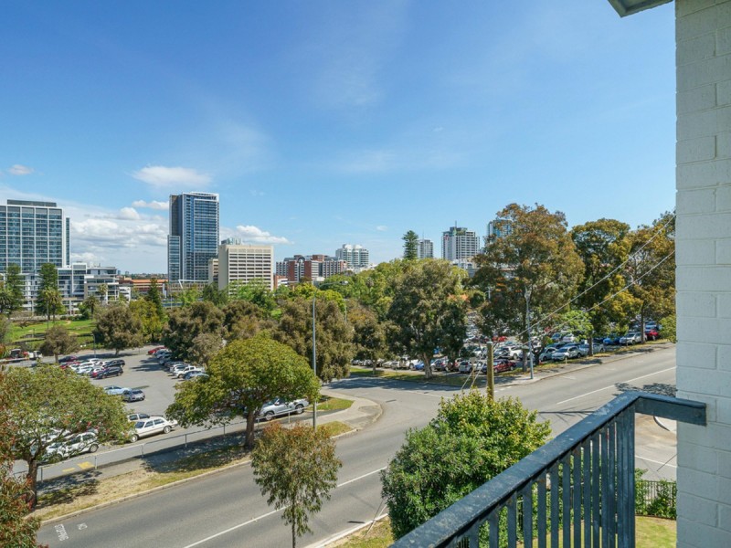 22/38-42 Waterloo Crescent, East Perth WA 6004