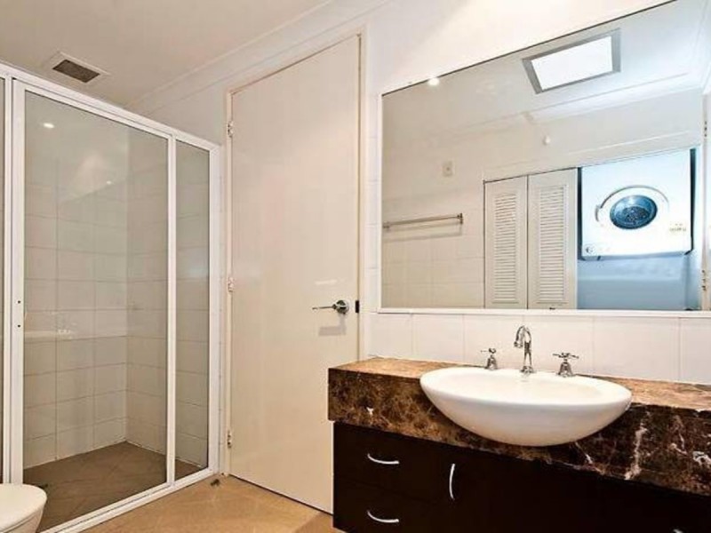 8/20 Saunders Street, East Perth WA 6004