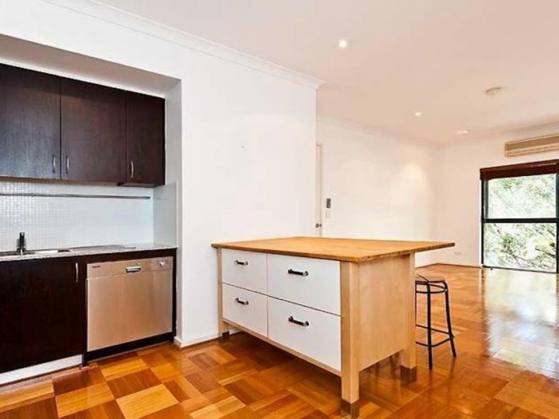 8/20 Saunders Street, East Perth WA 6004