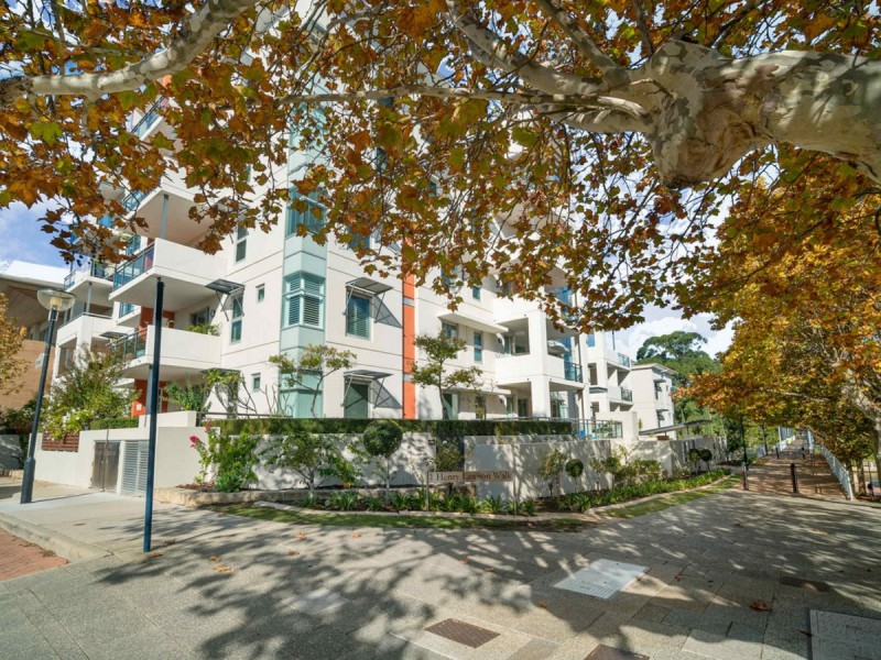 19/1 Henry Lawson Walk, East Perth WA 6004