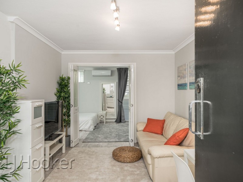 208/130A Mounts Bay Road, Perth WA 6000