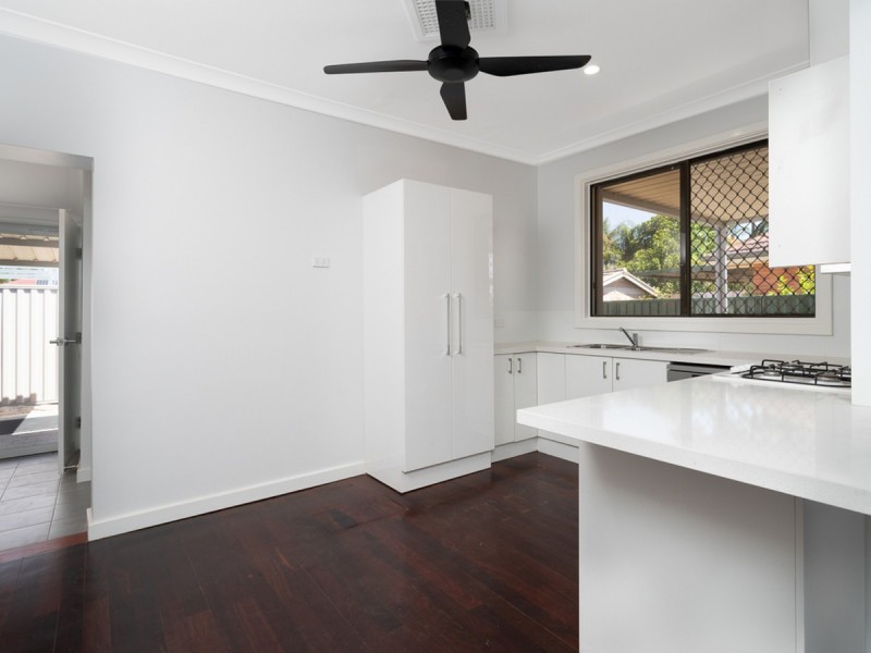 16 Crellin Way, Cloverdale WA 6105