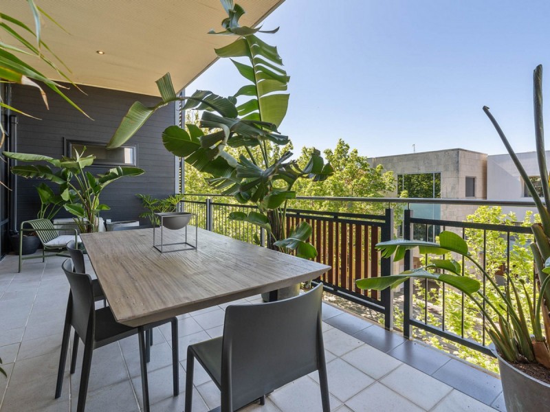 2/101 Royal Street, East Perth WA 6004