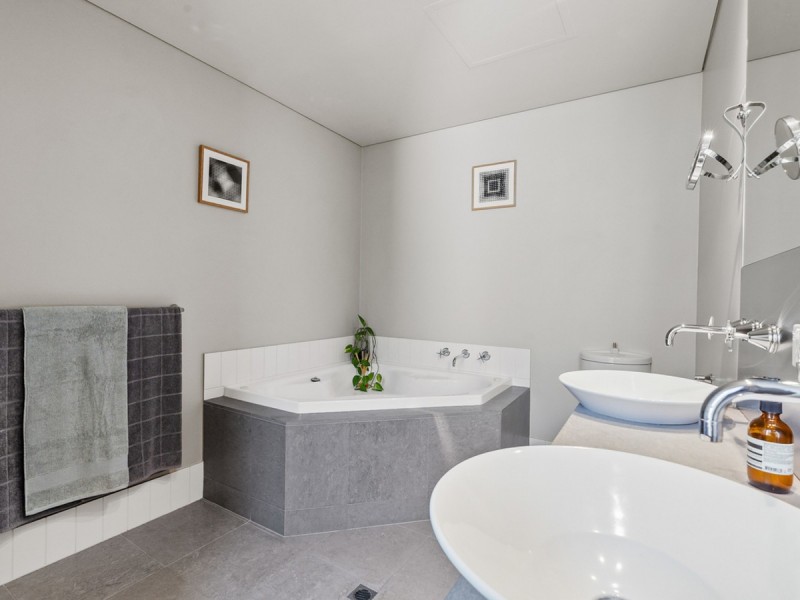 2/101 Royal Street, East Perth WA 6004