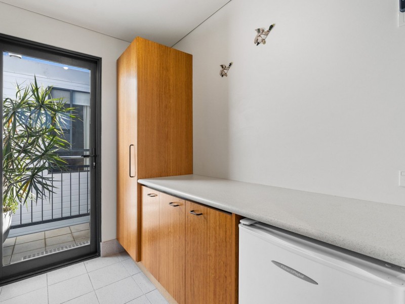 2/101 Royal Street, East Perth WA 6004