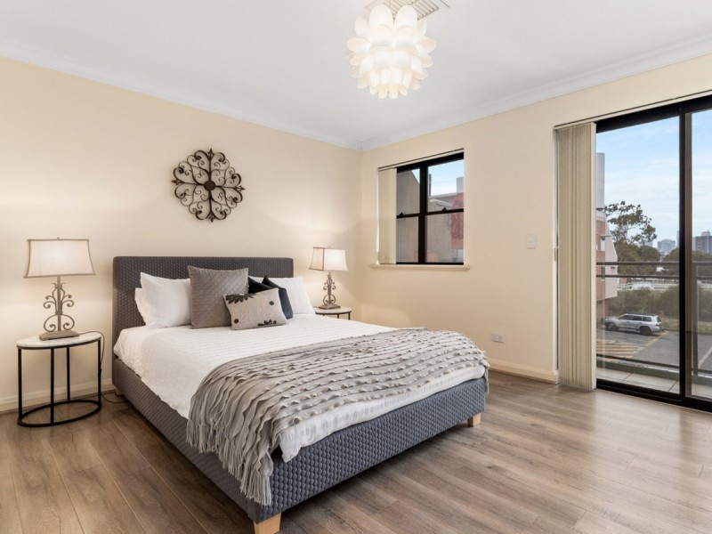 3/8 Tully Road, East Perth WA 6004