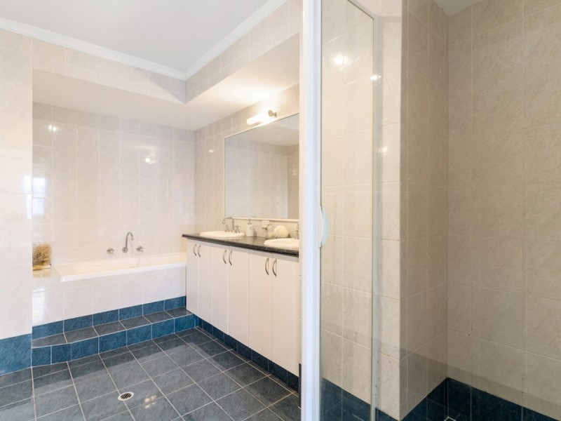 3/8 Tully Road, East Perth WA 6004