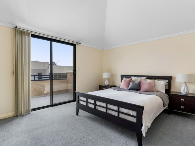 3/8 Tully Road, East Perth WA 6004