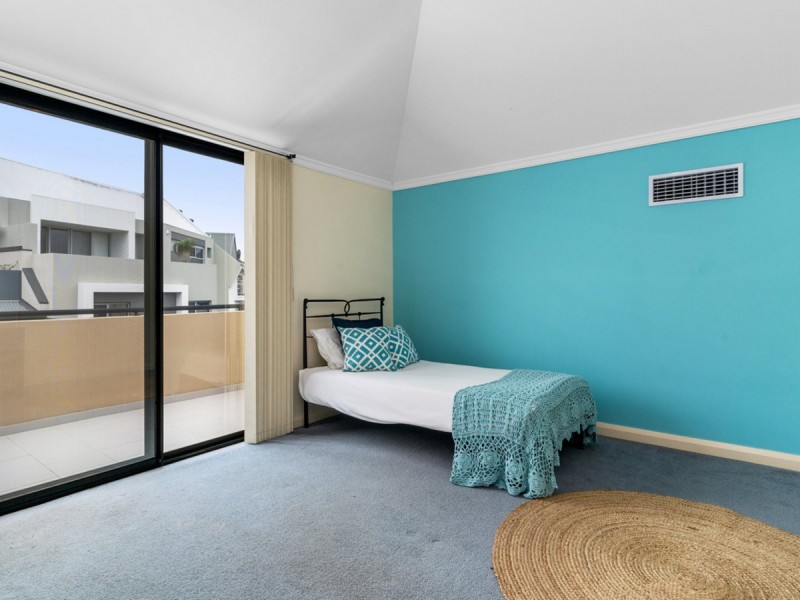 3/8 Tully Road, East Perth WA 6004