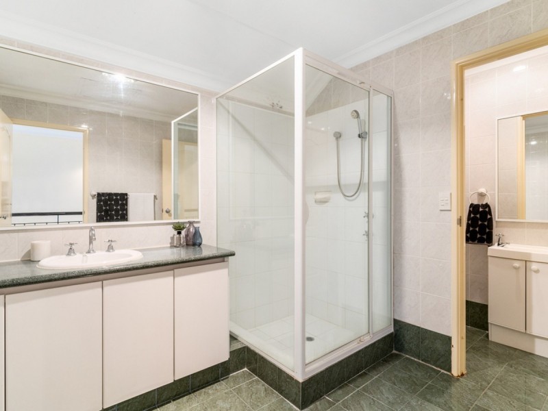 3/8 Tully Road, East Perth WA 6004