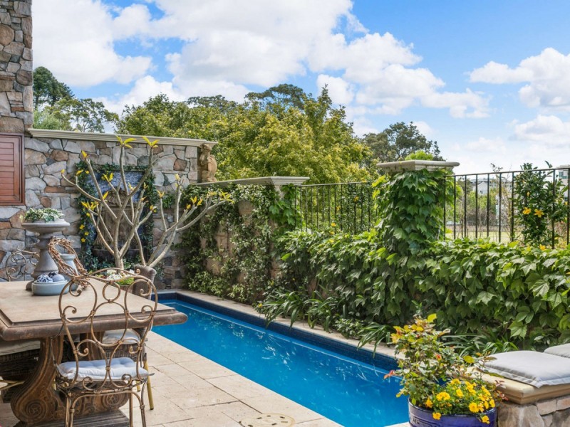 12 Gibraltar Way, East Perth WA 6004