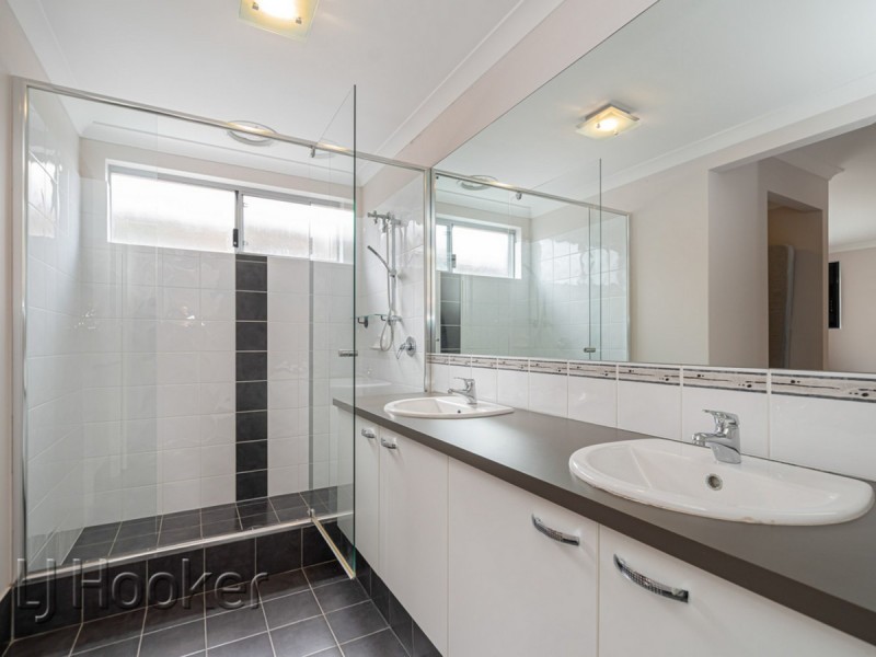 70a Rome Road, Melville WA 6156