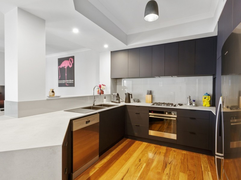 2/7 Henry Street, East Perth WA 6004