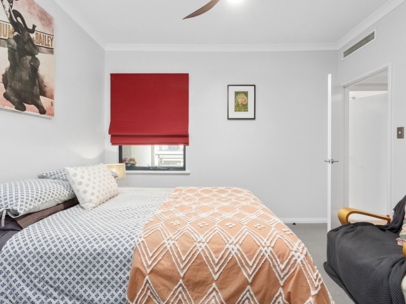 2/7 Henry Street, East Perth WA 6004