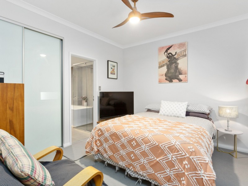 2/7 Henry Street, East Perth WA 6004