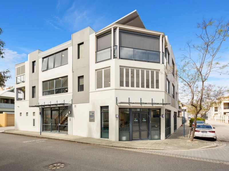 2/7 Henry Street, East Perth WA 6004