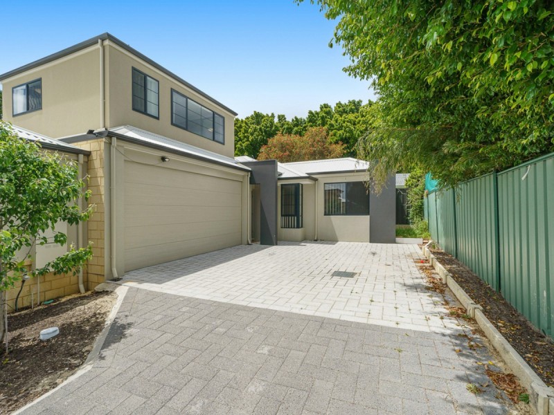 10d Smiths Avenue, Redcliffe WA 6104