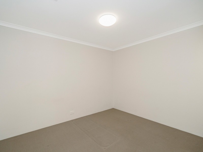 10d Smiths Avenue, Redcliffe WA 6104