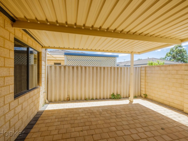 2/10 Leslie Street, Cannington WA 6107