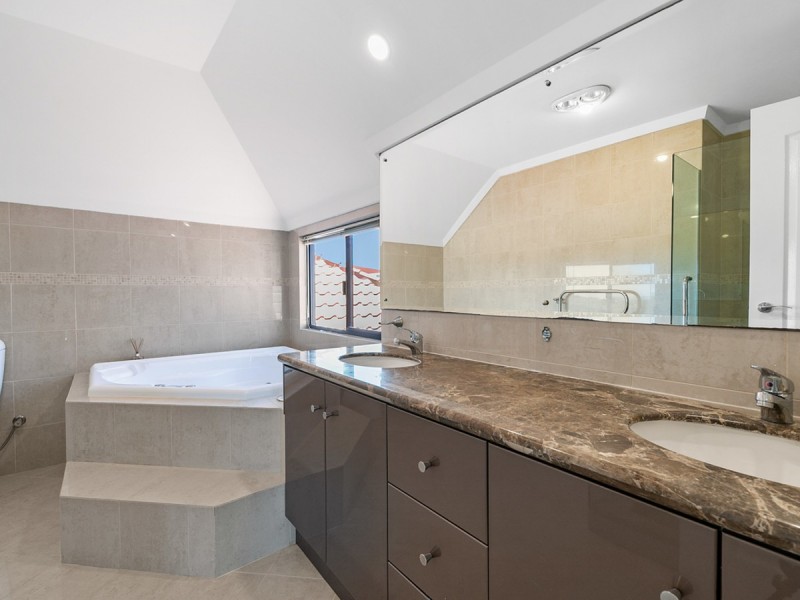 8/40 Victory Terrace, East Perth WA 6004